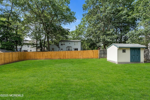 1066 Windlass Dr, Manahawkin, NJ 08050 - fenced backyard featuring a shed