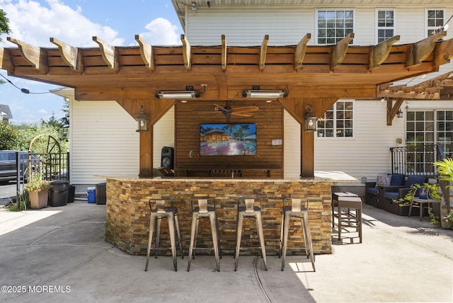 6 Tower Ct, Farmingdale, NJ 07727 - view of patio