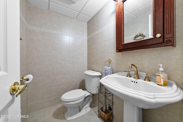 6 Tower Ct, Farmingdale, NJ 07727 - bathroom featuring tile walls and tile patterned flooring