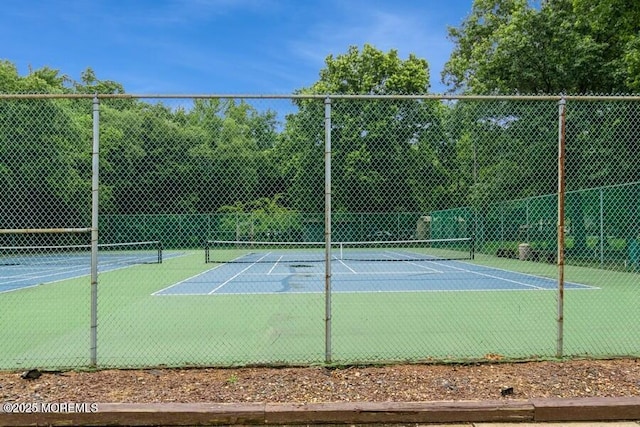 239 Medford Ct Unit B, Manalapan, NJ 07726 - view of tennis court