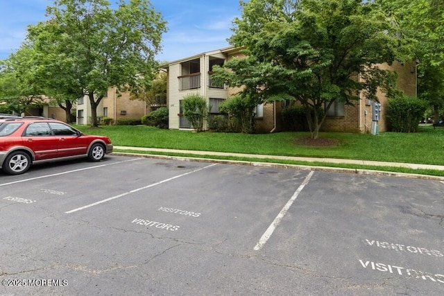 239 Medford Ct Unit B, Manalapan, NJ 07726 - view of uncovered parking lot