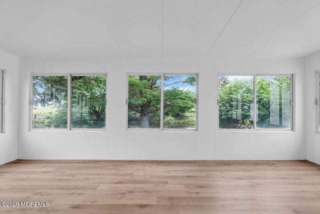 324 Barbados Dr N, Toms River, NJ 08757 - unfurnished sunroom featuring healthy amount of natural light