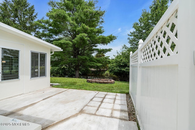324 Barbados Dr N, Toms River, NJ 08757 - view of patio with a fire pit