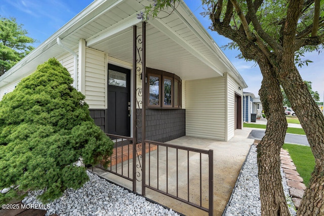 324 Barbados Dr N, Toms River, NJ 08757 - doorway to property with a porch