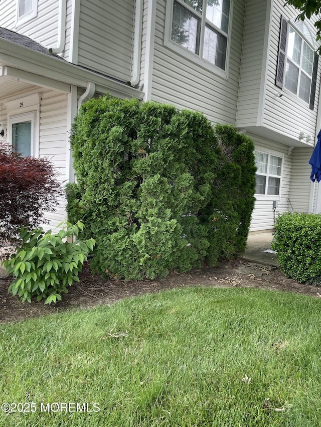 25 Watson Ct, Howell, NJ 07731 - view of green lawn