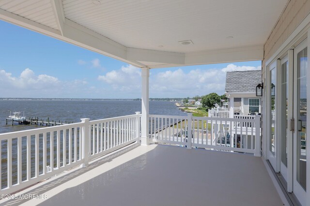 39 Bay Shore Dr, Toms River, NJ 08753