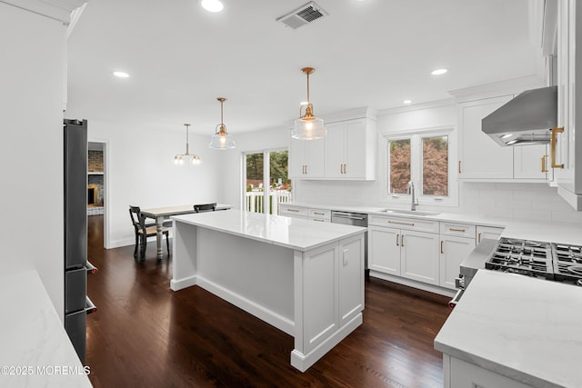 5 Marigold Ln, Marlboro, NJ 07746 - photo 21