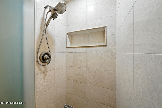 7 Stony Ridge Dr, Hillsdale, NJ 07642 - bathroom view of tiled shower