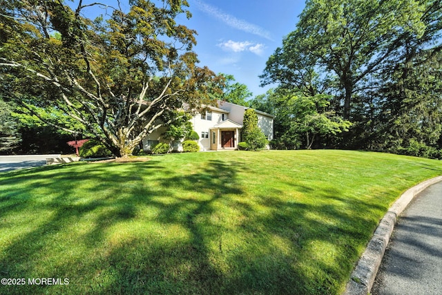 7 Stony Ridge Dr, Hillsdale, NJ 07642 - view of green lawn