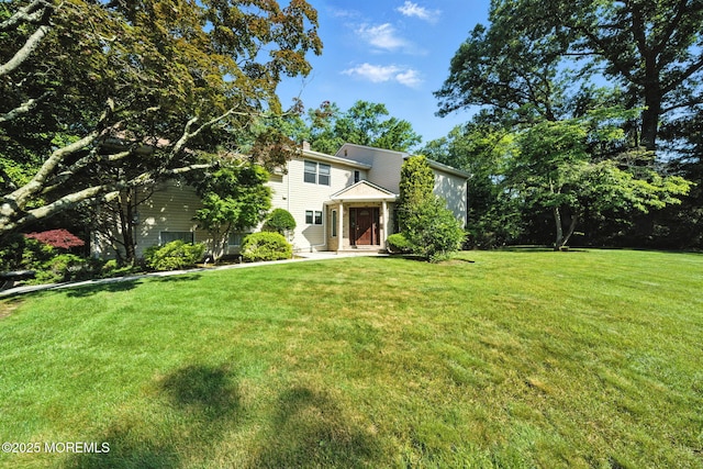 7 Stony Ridge Dr, Hillsdale, NJ 07642 - view of front of house featuring a front lawn