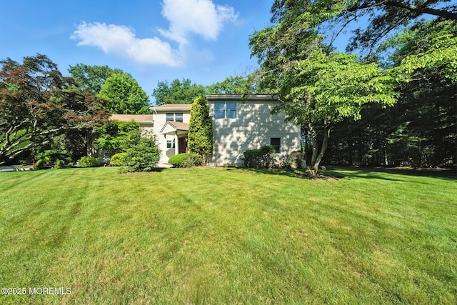 7 Stony Ridge Dr, Hillsdale, NJ 07642 - view of front of house featuring a front yard