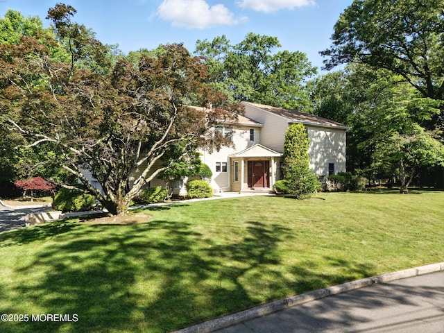 7 Stony Ridge Dr, Hillsdale, NJ 07642 - view of front of property with a front yard