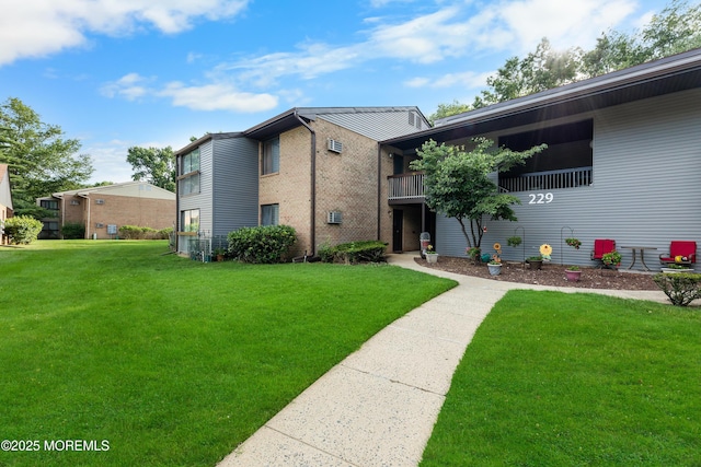 229 Medford Ct Unit B, Manalapan, NJ 07726 - view of building exterior