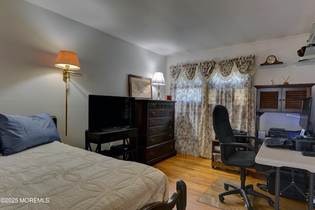 26 Old Manor Rd, Holmdel, NJ 07733 - bedroom featuring wood finished floors and a desk