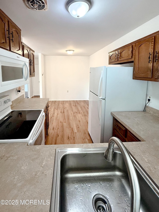 24B Monmouth Ln, Whiting, NJ 08759 - photo 11