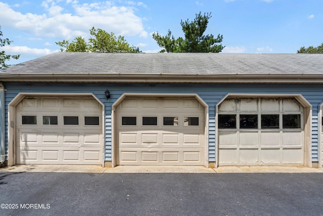 153D Concordia Cir, Monroe, NJ 08831 - view of garage