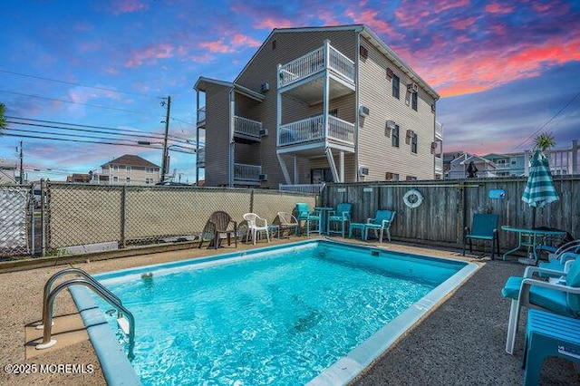 202 Lincoln Ave Unit C5, Seaside Heights, NJ 08751 - view of swimming pool featuring a fenced backyard