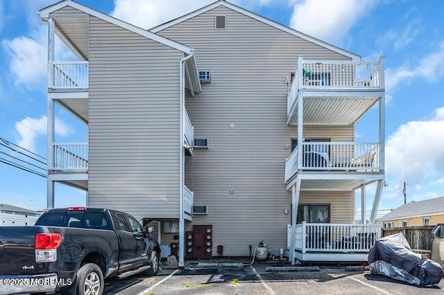 202 Lincoln Ave Unit C5, Seaside Heights, NJ 08751 - view of building exterior with uncovered parking