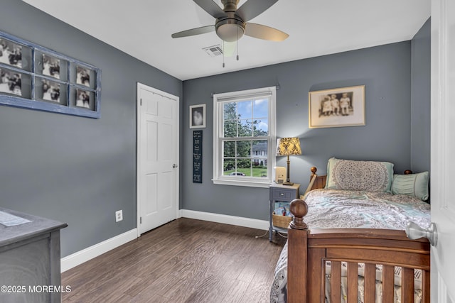 16 Bridge Ct, Jackson, NJ 08527 - bedroom with wood finished floors and a ceiling fan