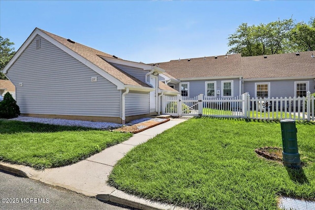 21 Plaza Del Campillo Unit E, Freehold, NJ 07728 - photo 3