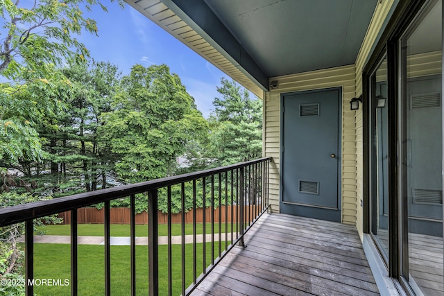 104 Dundee Ct, Aberdeen, NJ 07747 - view of balcony