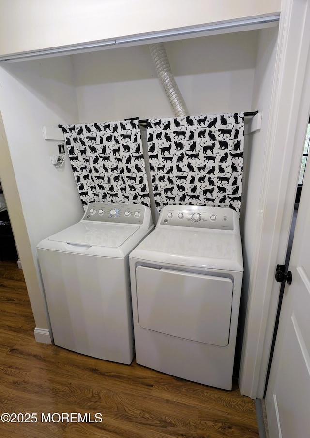 101 Begonia Ct, Jackson, NJ 08527 - washroom featuring separate washer and dryer and dark wood-style floors