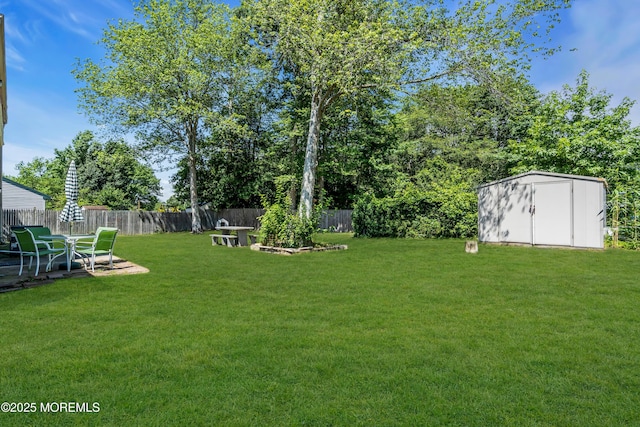 971 Center St, Little Egg Harbor, NJ 08087 - fenced backyard with a shed and a patio area