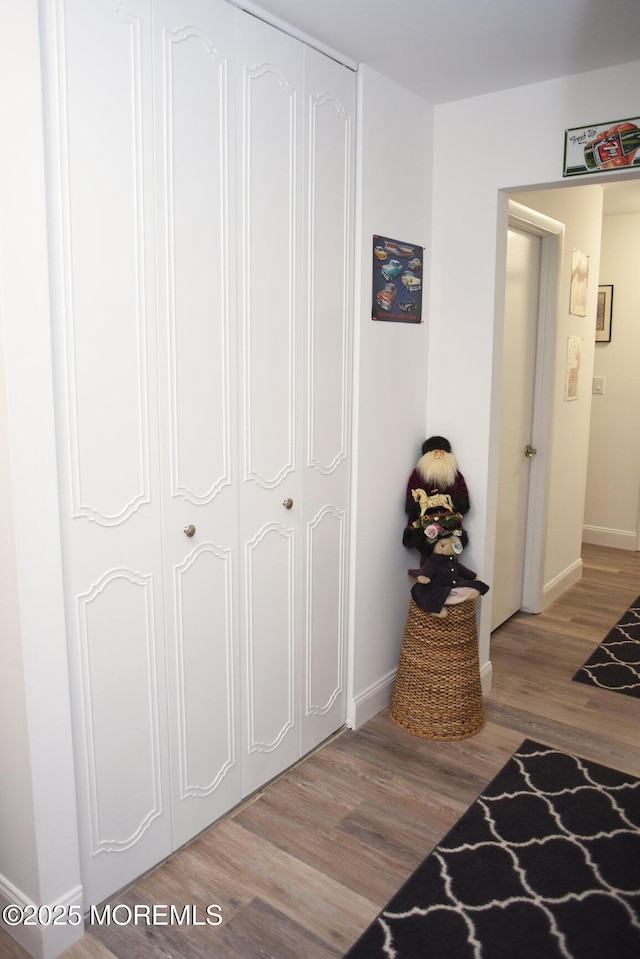 8B Cambridge Cir, Manchester, NJ 08759 - hall with light wood-type flooring and baseboards