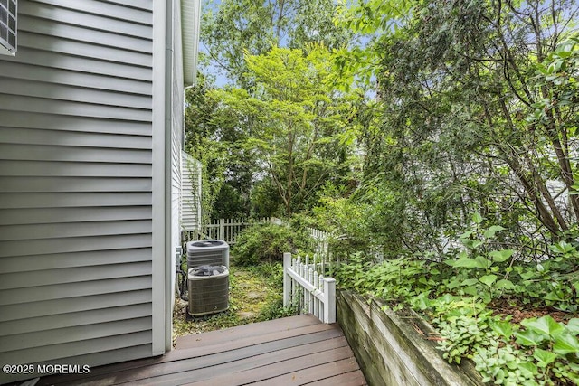 1207 Bayberry Rd, Manasquan, NJ 08736 - view of deck