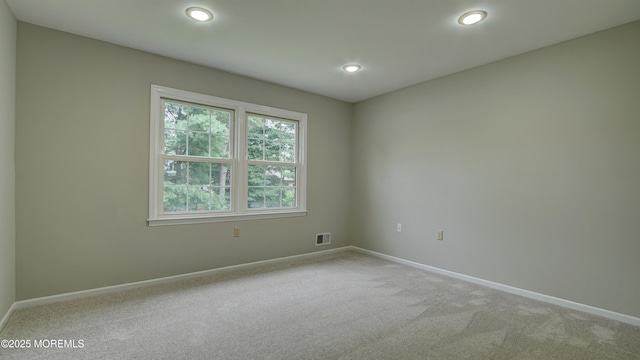 16 Nashua Dr, Marlboro, NJ 07746 - photo 32