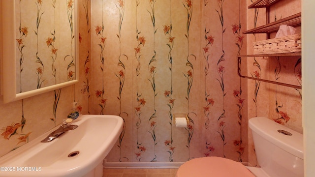 2 Patty Dr, Wrightstown, NJ 08562 - half bath featuring a sink and tile patterned flooring