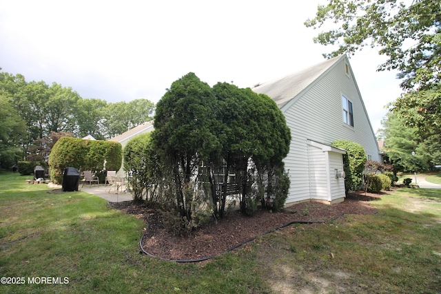 2 Dowing Ln, Jackson, NJ 08527 - view of side of home with a patio area and a yard