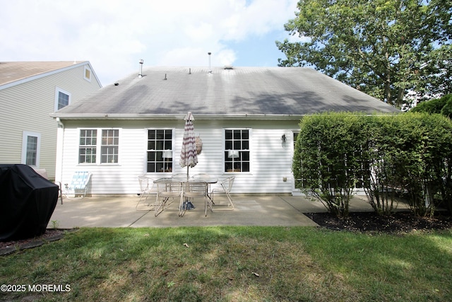 2 Dowing Ln, Jackson, NJ 08527 - back of house with a patio and a yard