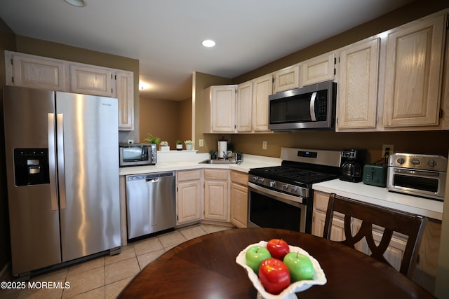 23 Heron Ct, Manalapan, NJ 07726 - photo 8