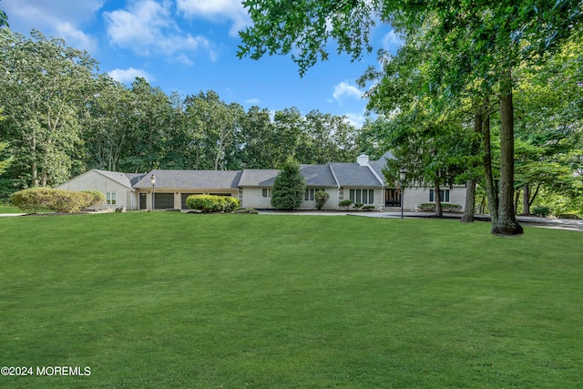 222 Bartley Rd, Jackson, NJ 08527 - ranch-style home with an attached garage and a front lawn