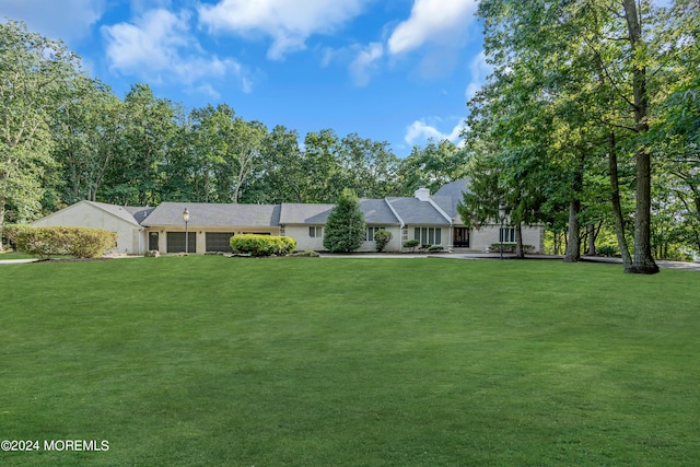 222 Bartley Rd, Jackson, NJ 08527 - single story home with a front lawn