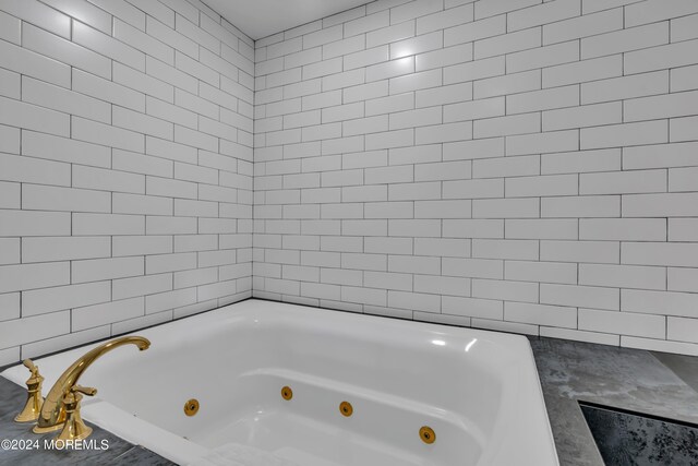 222 Bartley Rd, Jackson, NJ 08527 - bathroom with a whirlpool tub