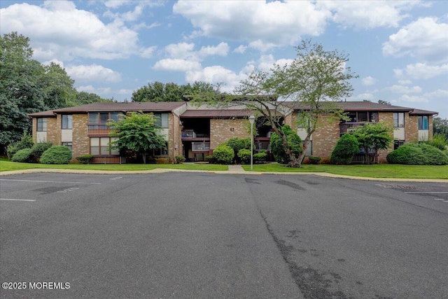 82 Amberly Dr Unit D, Manalapan, NJ 07726 - photo 2