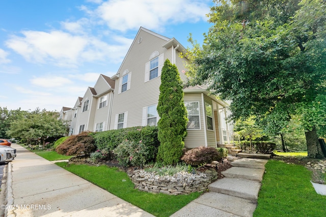 1801 Wagon Wheel Ct, Freehold, NJ 07728 - photo 1