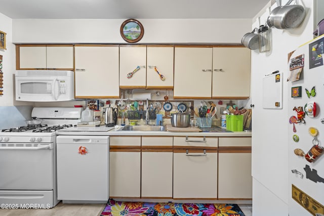 31 York Dr Unit 4B, Edison, NJ 08817 - photo 14