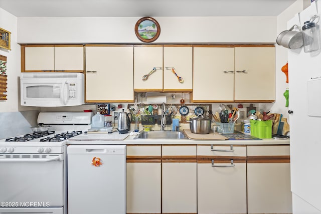 31 York Dr Unit 4B, Edison, NJ 08817 - photo 16