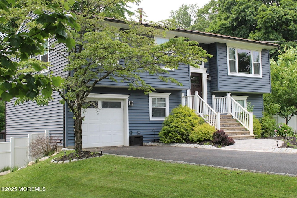 70 Commonwealth Ave, Red Bank, NJ 07701 - photo 1