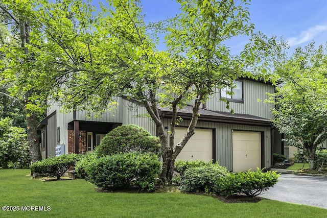 35 Laurie Ct Unit 210, Matawan, NJ 07747 - photo 1