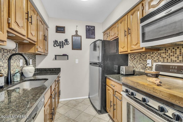 35 Laurie Ct Unit 210, Matawan, NJ 07747 - photo 11