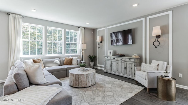 19 Victoria Gardens Sq, Neptune Township, NJ 07753 - photo 4