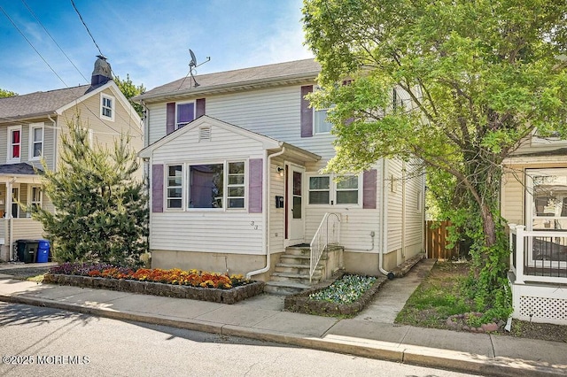 33 Oak St, Keyport, NJ 07735 - photo 3