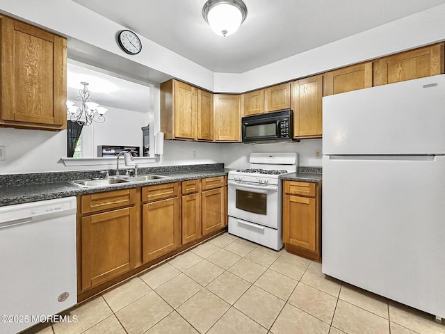 77 Poplar Pl, Freehold, NJ 07728 - photo 4