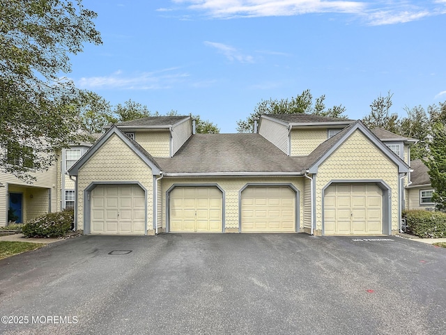 77 Poplar Pl, Freehold, NJ 07728 - photo 1