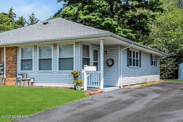 52 Berkshire Ct, Toms River, NJ 08753 - photo 1