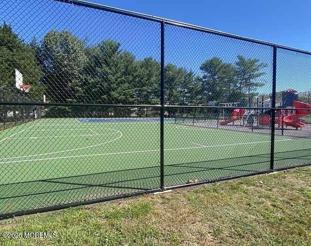 7 Sloop Sq, Freehold, NJ 07728 - photo 25